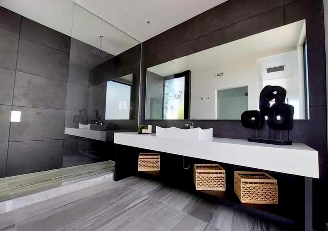 D'Vino Valle De Guadalupe Hotel เอนเซนาดา ภายนอก รูปภาพ