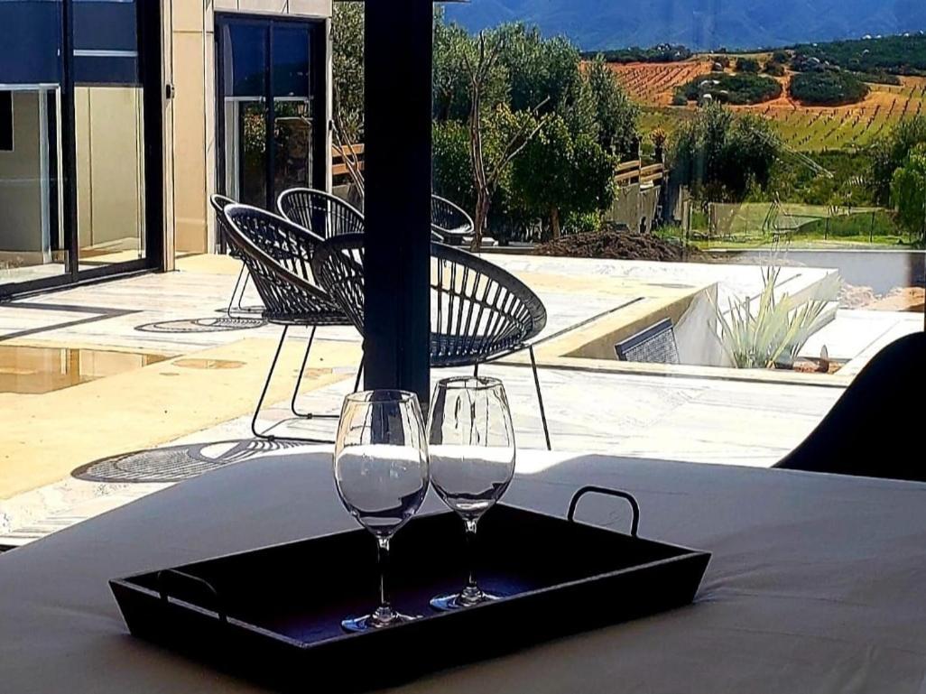 D'Vino Valle De Guadalupe Hotel เอนเซนาดา ภายนอก รูปภาพ